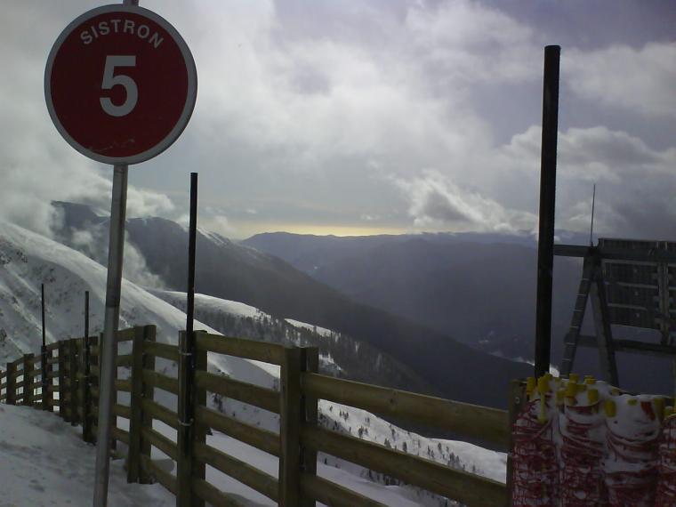 la mer vu d'isola 2000