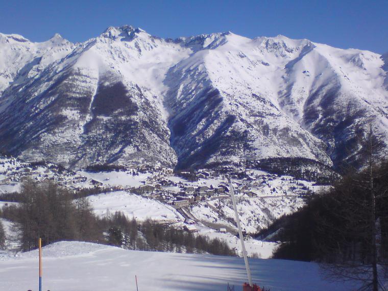 Auron le village Fevrier 2009