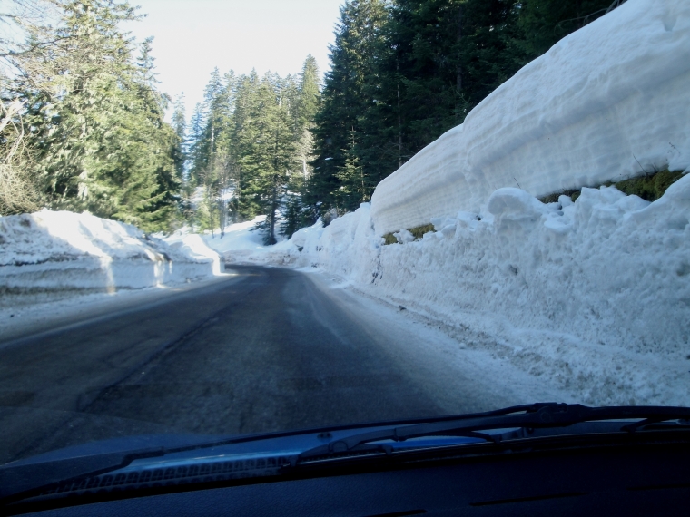 09-03-14 Le Col de Turini et son paisseur de neige (env 1m80).