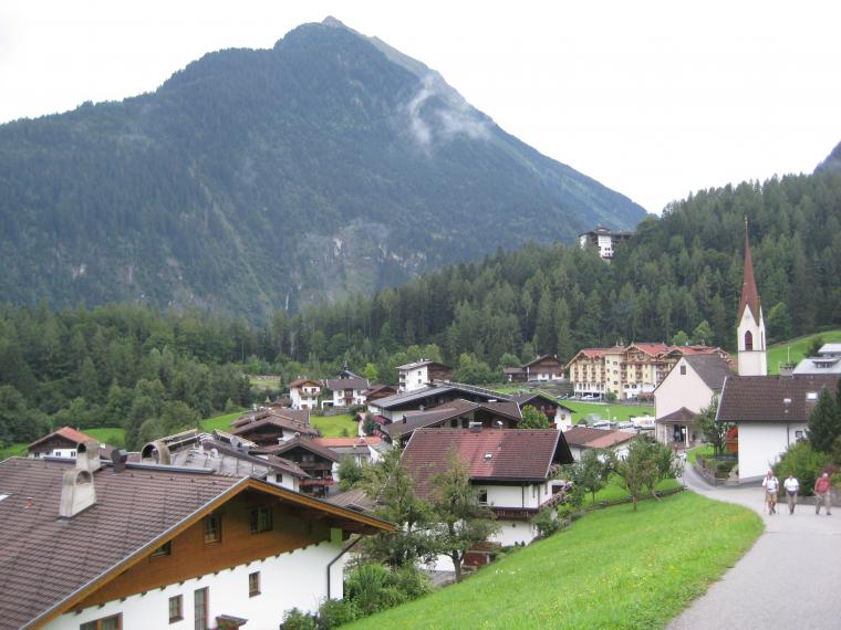 Le village de Finkenberg, o je dormais: propret et verdure, caractristiques de l'Autriche